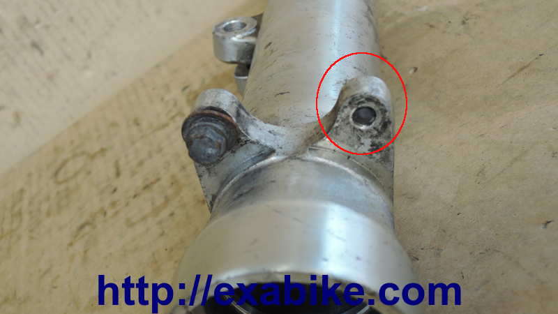 fourreau droit Yamaha FJ 1200 - photo 3