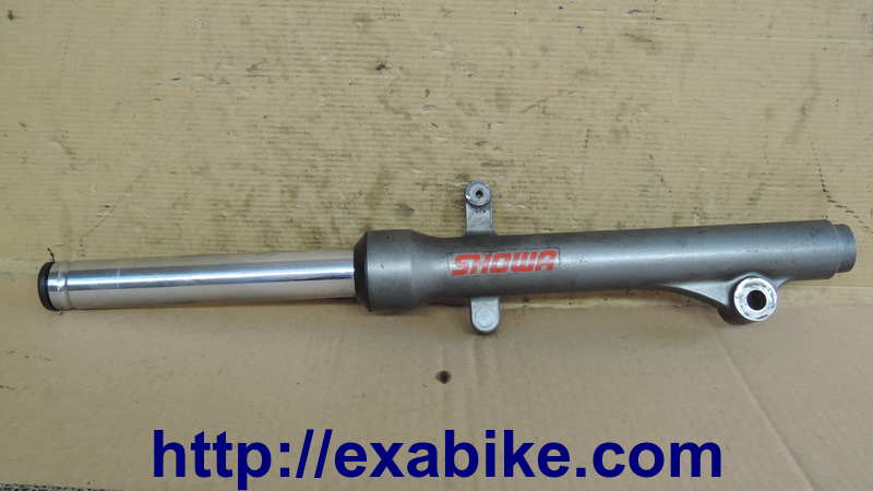 fork, left Suzuki 125 Burgman - photo 1