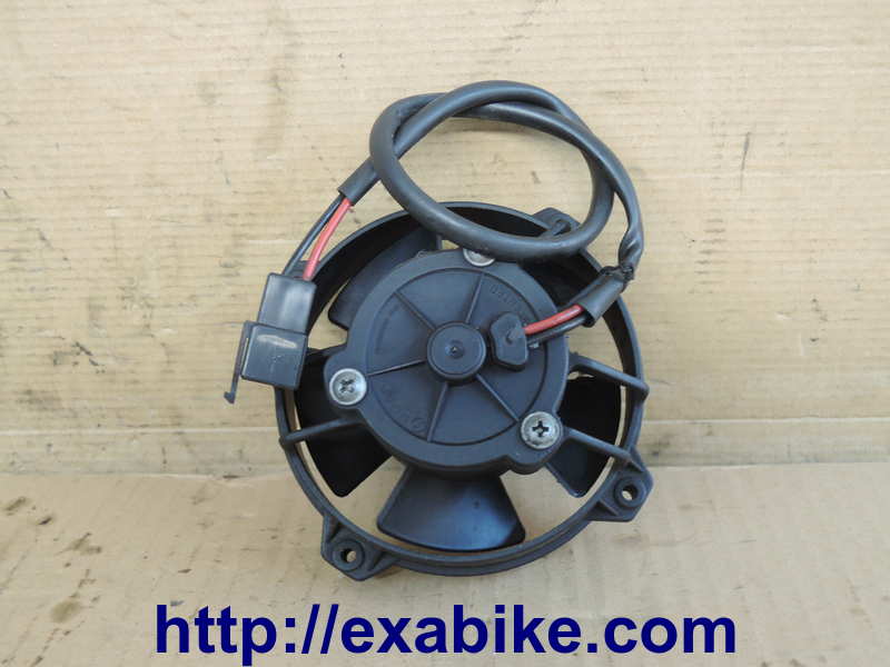 fan Suzuki 125 Burgman - photo 2