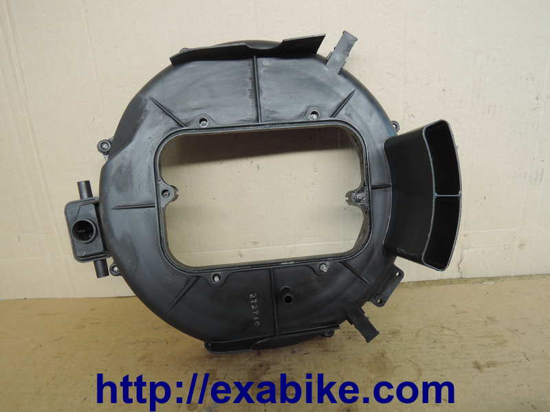 air cleaner case Honda ST 1100 Pan European - photo 2