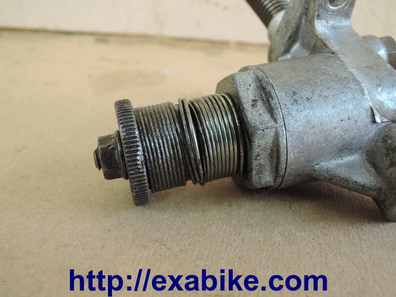 camchain tensioner Suzuki GSX 400 - photo 2