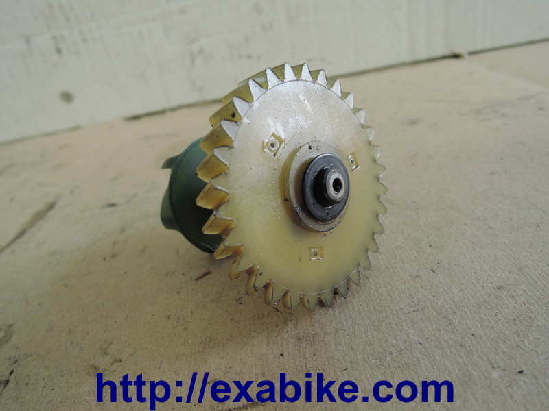 pump Yamaha TZR 125 - photo 2