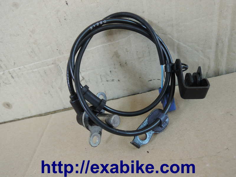 front wheel ABS sensor Honda CB1000R - photo 1