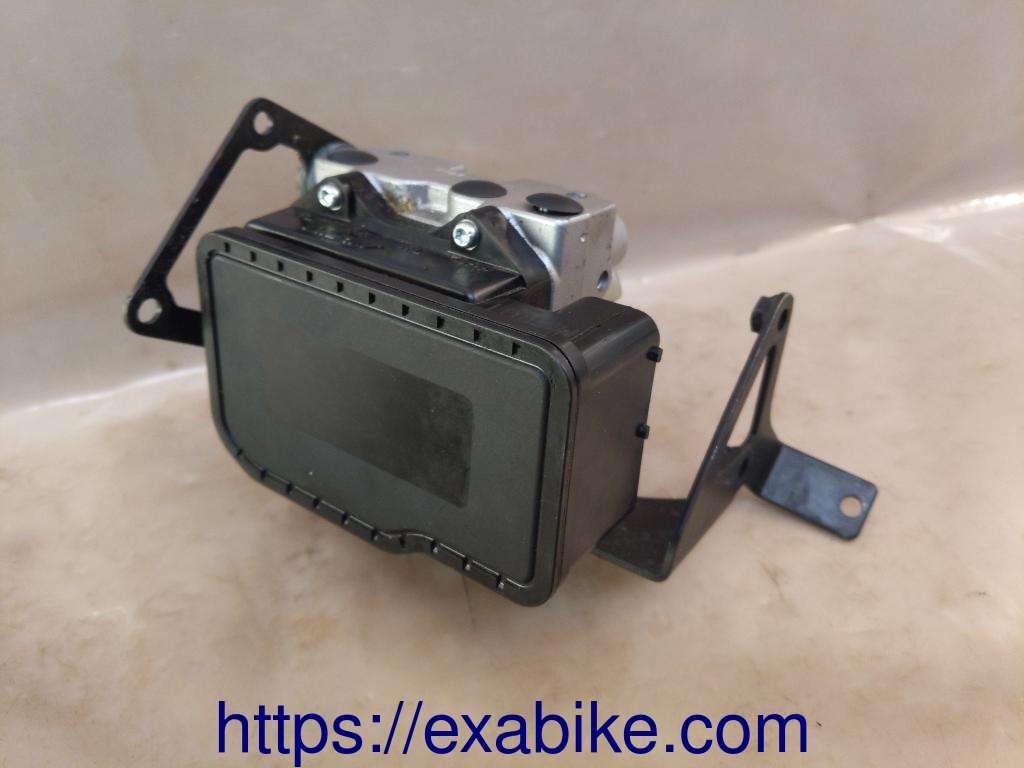 ABS unit Honda CB1000R - photo 2