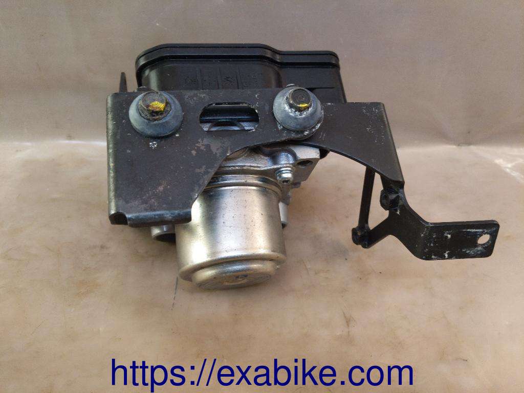 ABS unit Honda CB1000R - photo 3