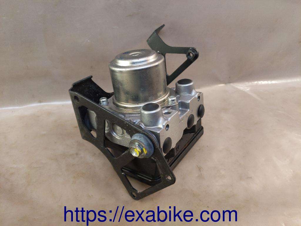 ABS unit Honda CB1000R - photo 4