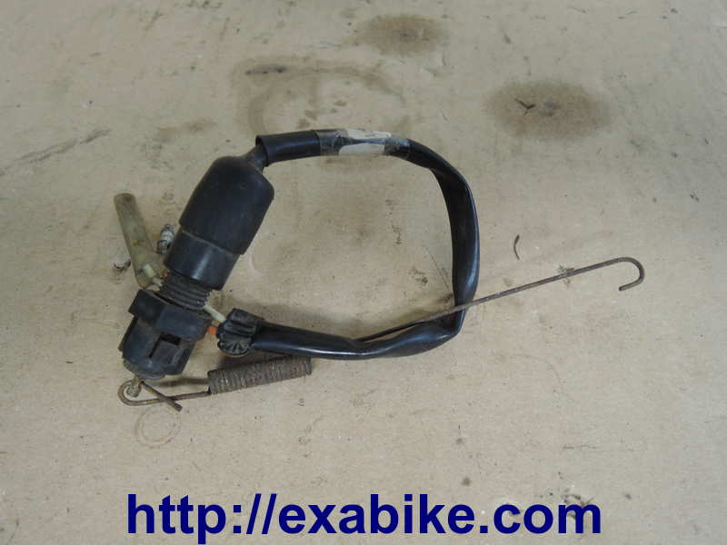 rear brake switch Suzuki DR 125 - photo 1