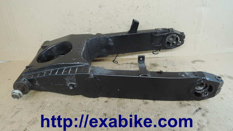 swingarm Kawasaki ZZR 1100 - photo 2