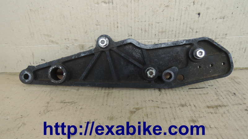 footrests bracket, left Kawasaki GPZ 1100 - photo 2