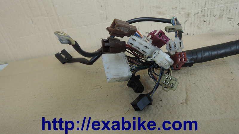 faisceau electrique Yamaha FZS 600 Fazer - photo 5