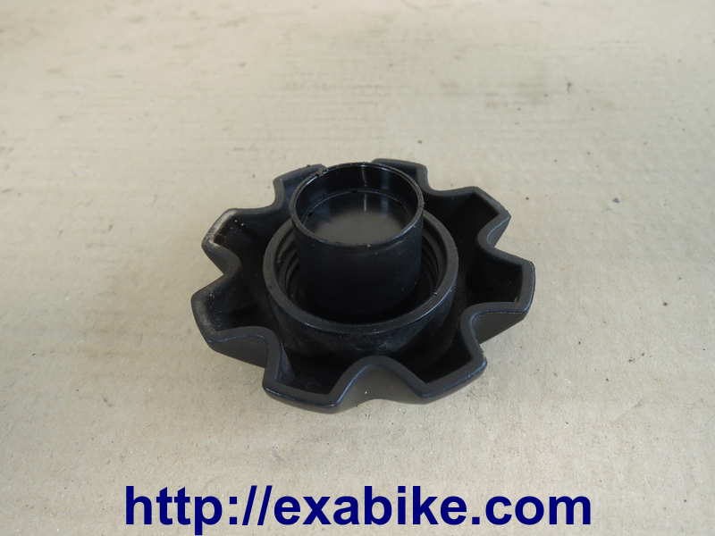 fuel tank cap MBK X-Limit - photo 2