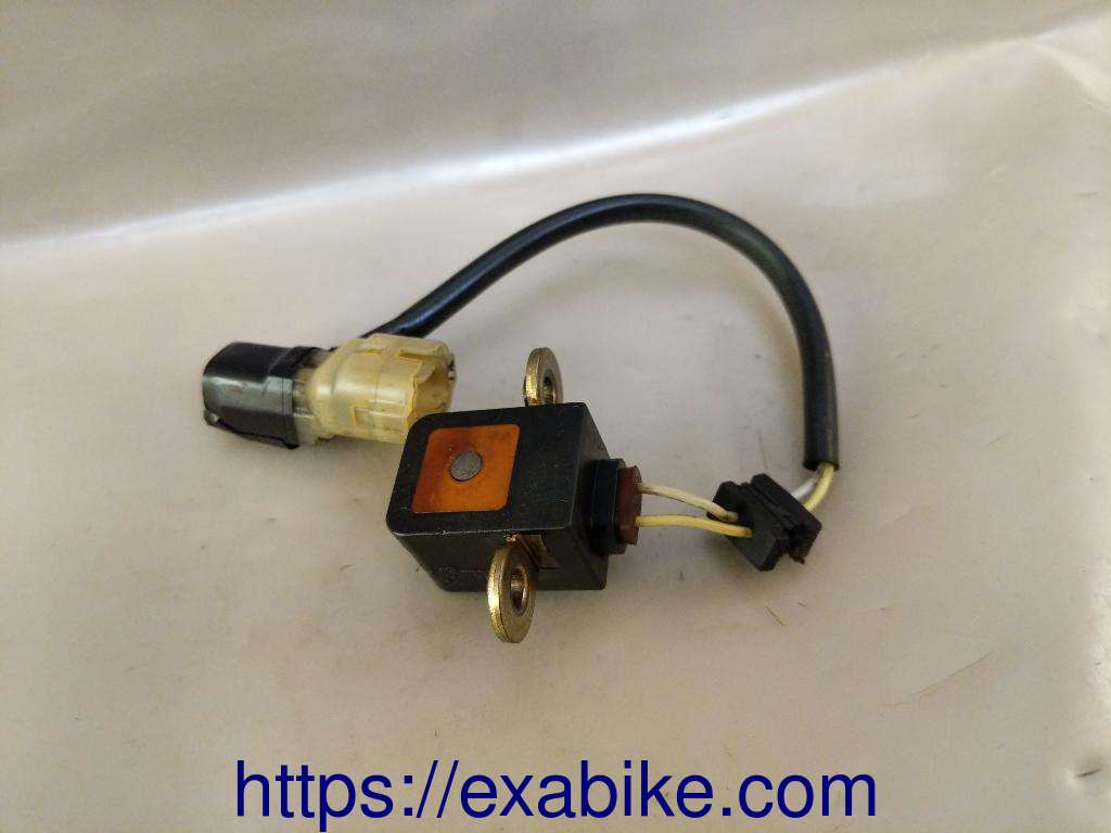 pulse generator Honda FES 125 Pantheon - photo 1