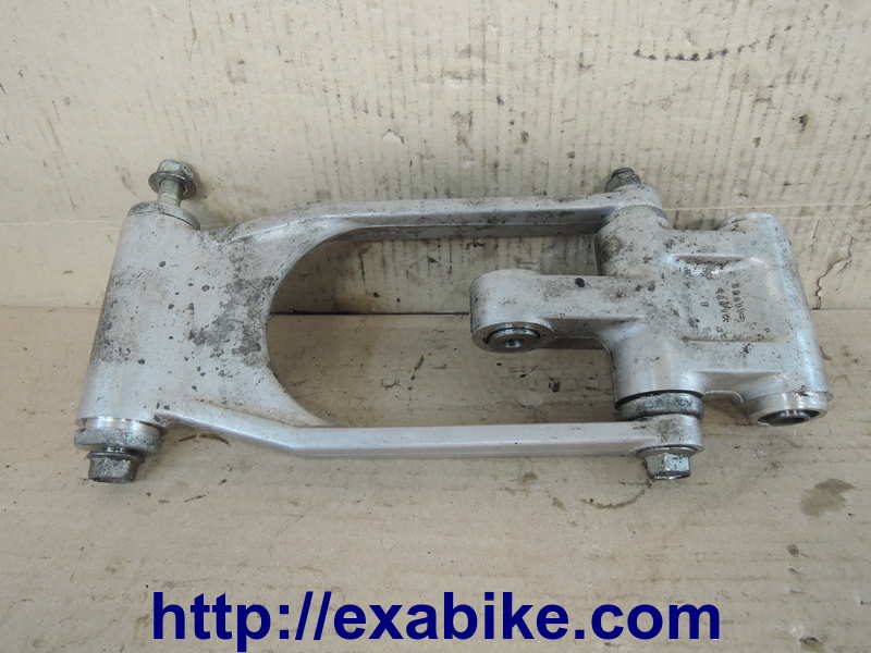biellettes de suspension Suzuki GSXF 1100 - photo 1