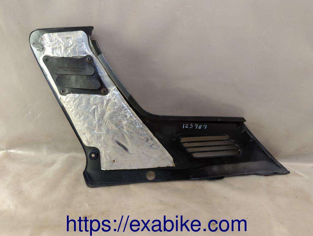 cache latéral droit Honda CBR1000F - photo 2