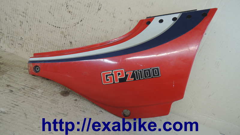side cover, right Kawasaki GPZ 1100 ZX - photo 1