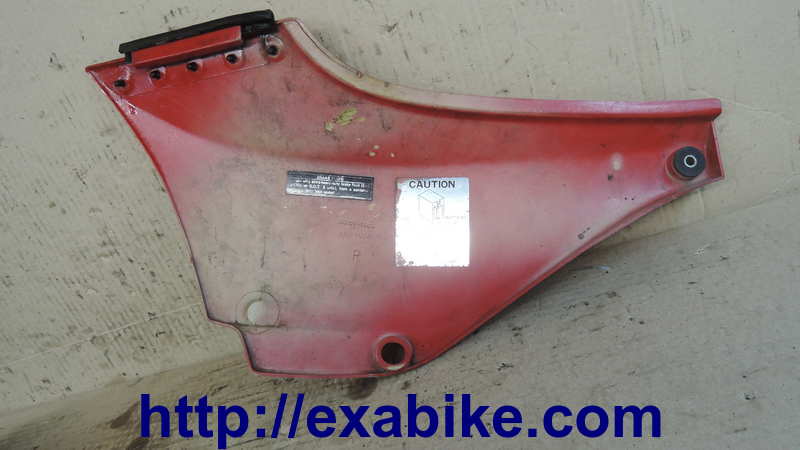 side cover, right Kawasaki GPZ 1100 ZX - photo 2