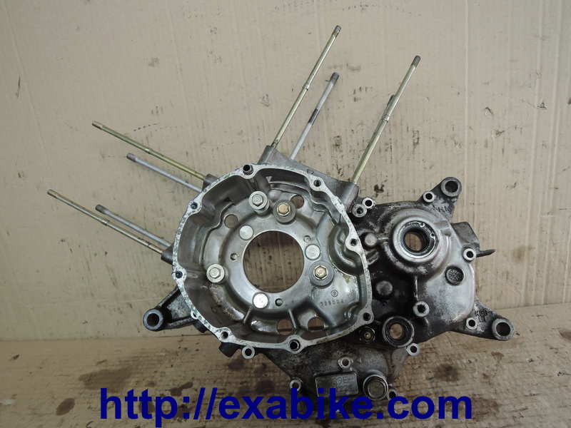 crankcase, left Honda Varadero 125 - photo 1