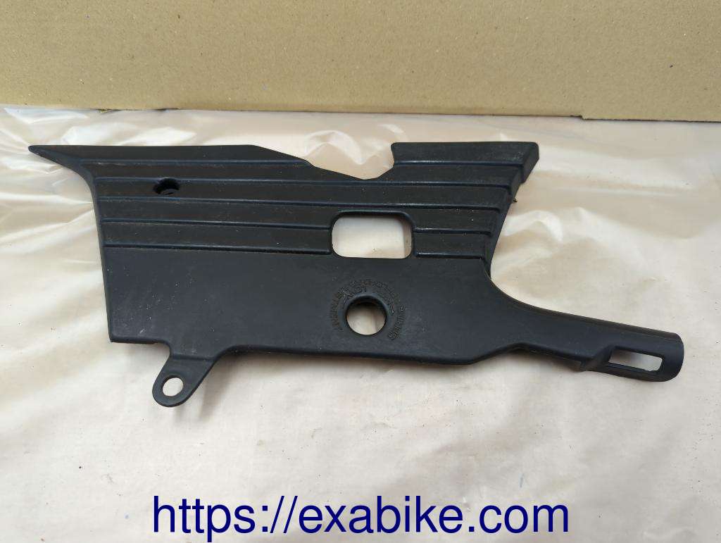habillage inférieur droit Honda CBR1000F - photo 1