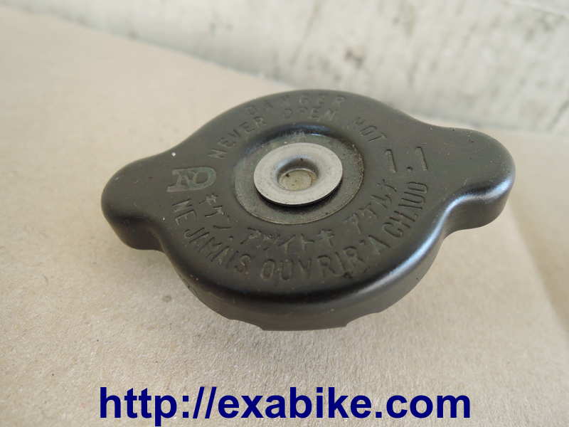 bouchon de radiateur Kawasaki Z 750 - photo 1