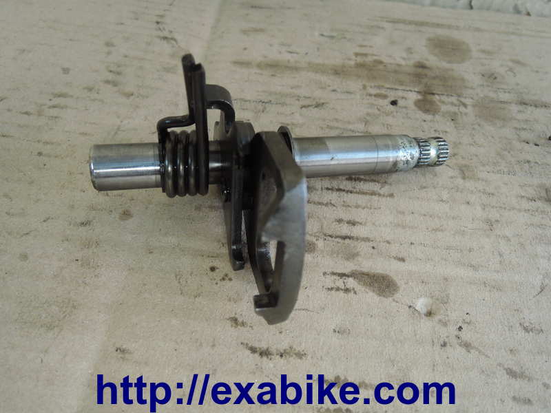 axe de sélecteur Suzuki TL 1000 S - photo 1
