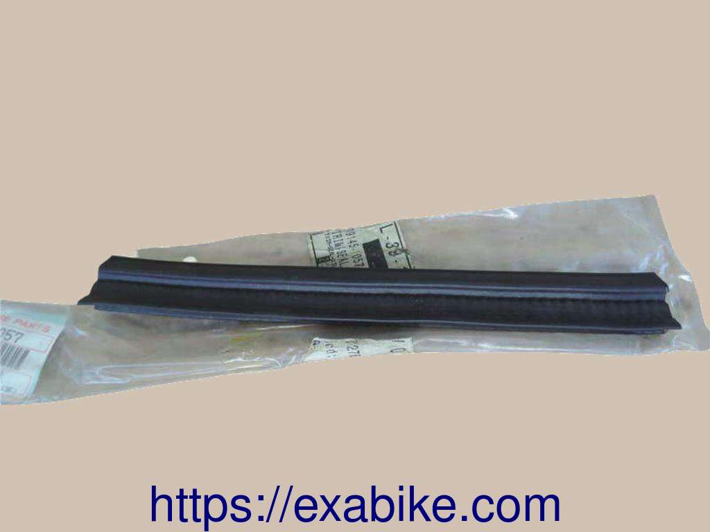 side trim seal Kawasaki 1000 RX - photo 1