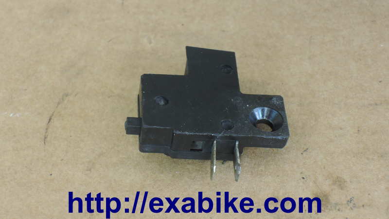 contacteur de frein avant Kawasaki GPZ 550 - photo 1