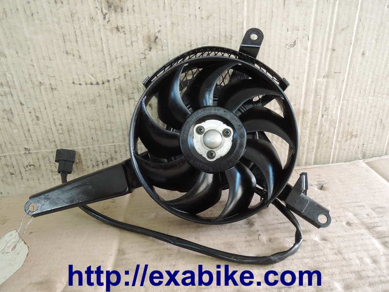 ventilateur droit Kawasaki ZZR 1200 - photo 1