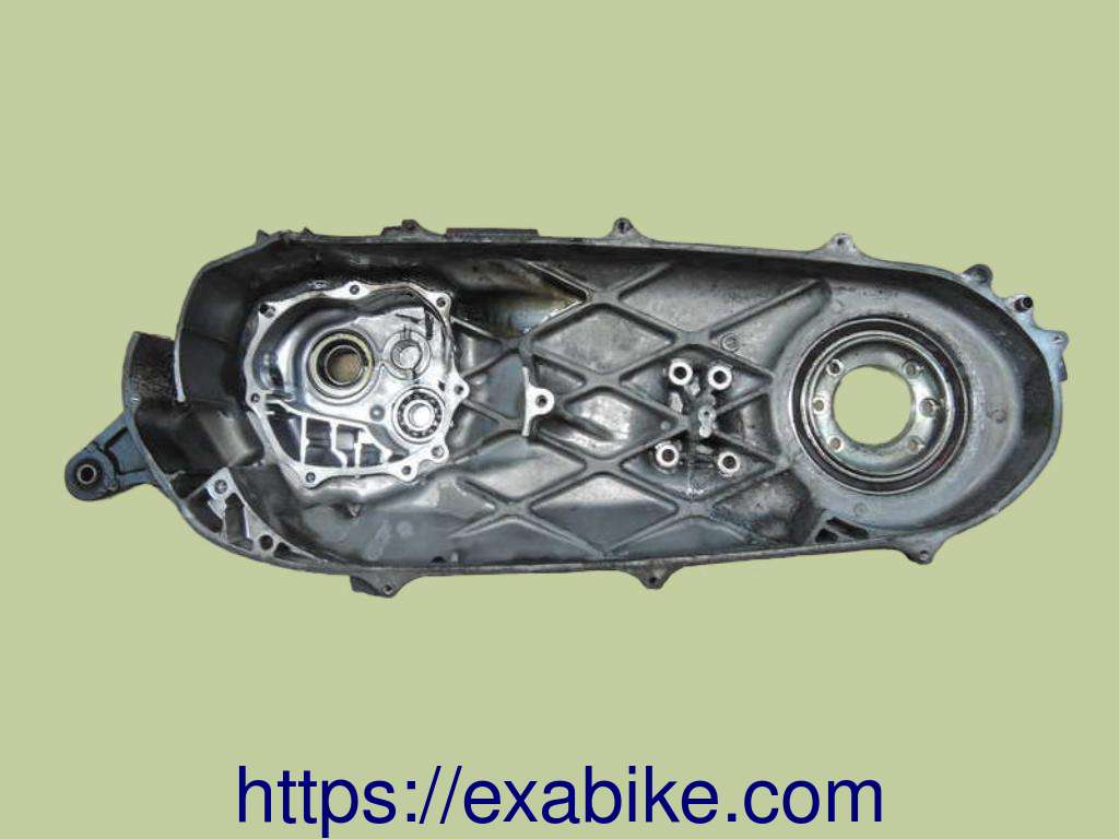transmission cover, inside Honda FSC 400 Silverwing - photo 2