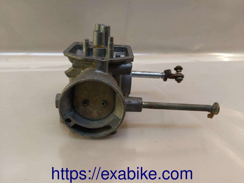 carburetor body, right Honda CX 500 - photo 5