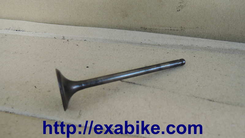 valve, intake Honda CB 750 Seven Fifty - photo 1