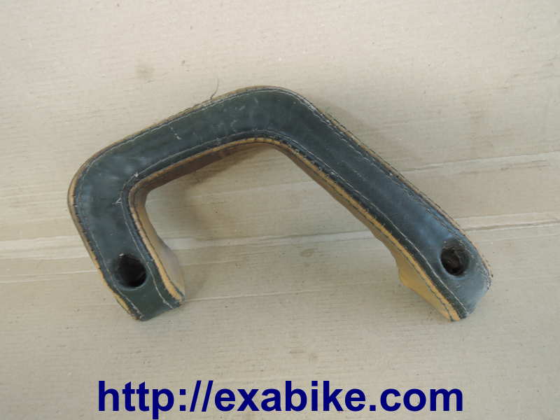 handle grab, right Honda GL 1500 Goldwing - photo 1