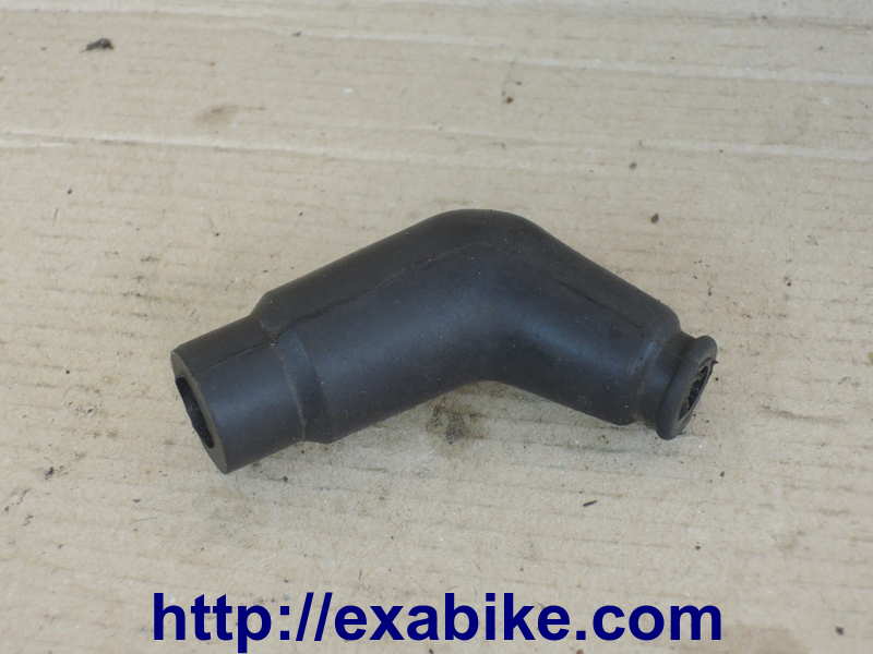 spark plug Honda NTV 650 REVERE - photo 1