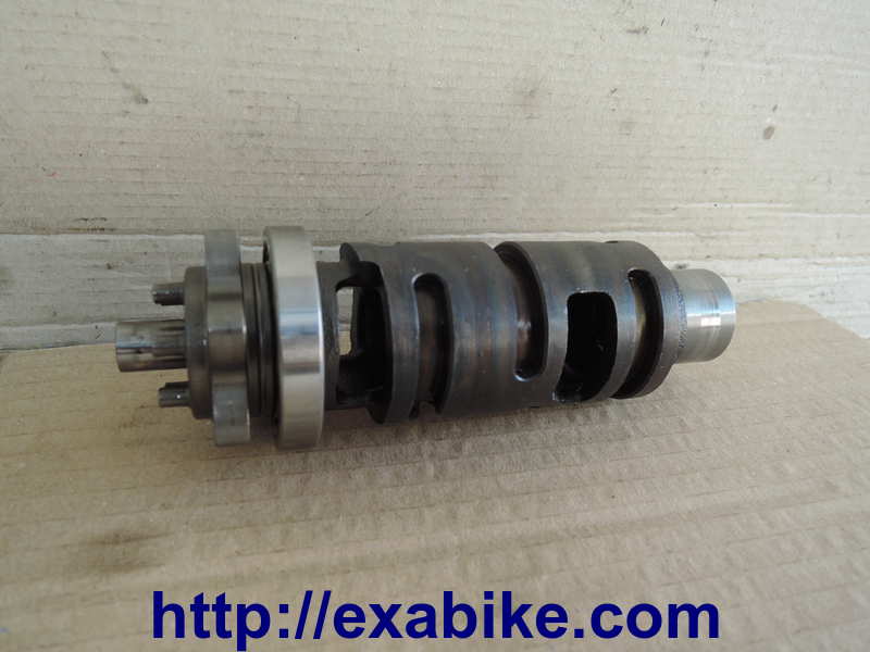 gearshift drum Suzuki GSR 750 - photo 1