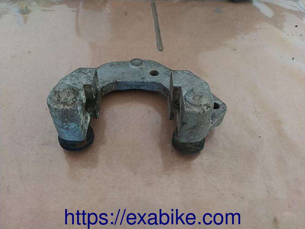 caliper bracket, right Honda CX 500 - photo 2