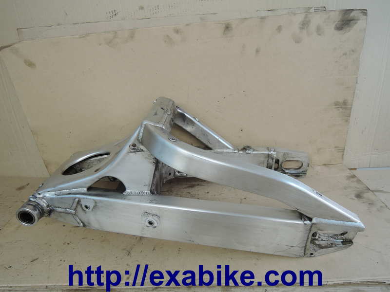 swingarm Yamaha R6 - photo 2