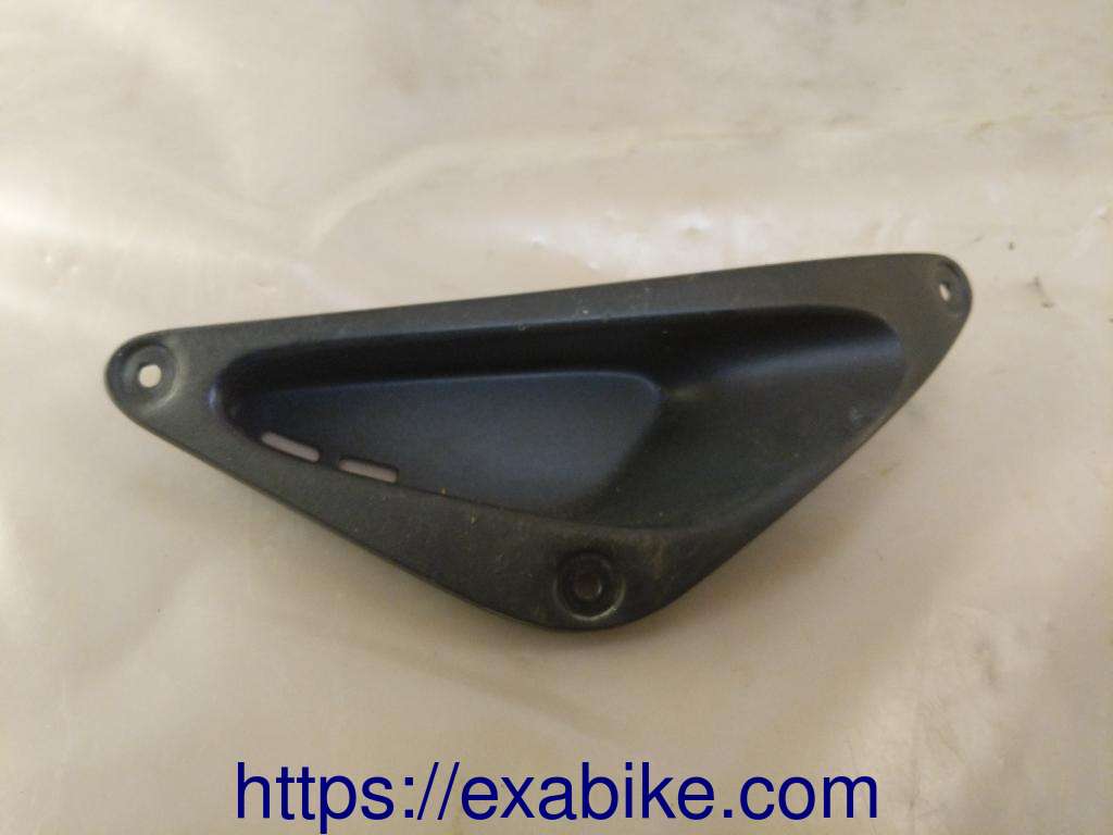 cache cadre droit Yamaha R6 - photo 1