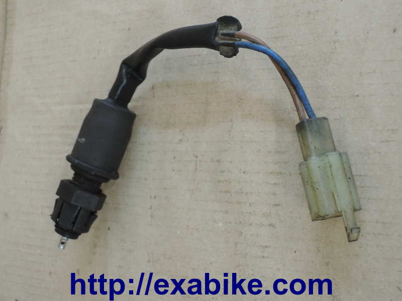 rear brake switch Kawasaki GPZ 550 - photo 1
