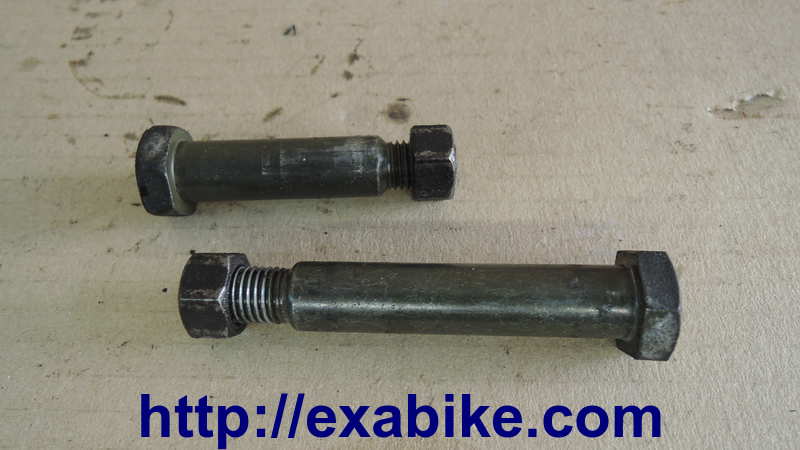 shock absorber bolts Yamaha XJ 900 Diversion - photo 1