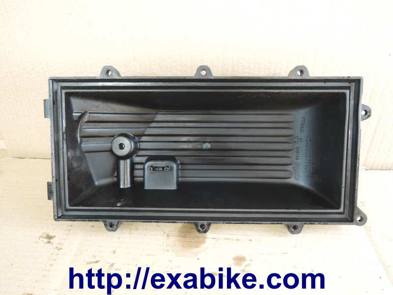 air cleaner cover Aprilia 750 Dorsoduro - photo 2