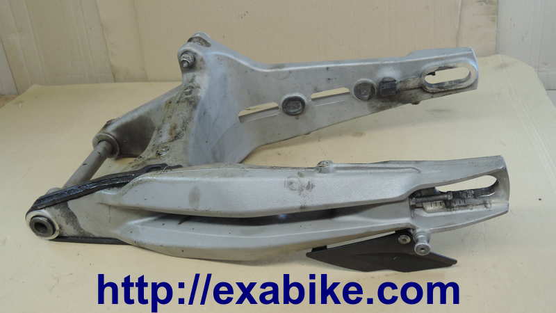 swingarm Aprilia 750 Dorsoduro - photo 1
