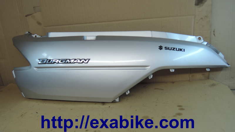 cache latéral droit Suzuki 400 Burgman - photo 1