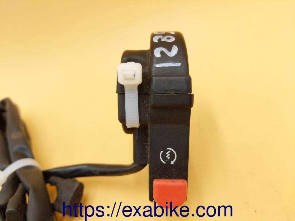 Right switch Honda CBR 125 - photo 1