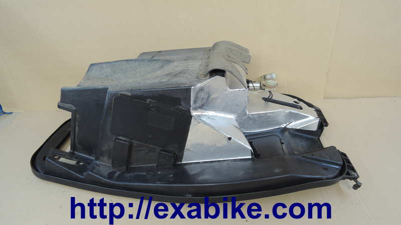 luggage box Kymco Xciting 500 - photo 2