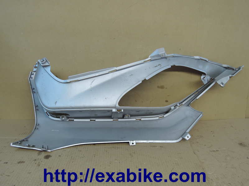 carter de marchepied droit Piaggio 300 MP3 - photo 2