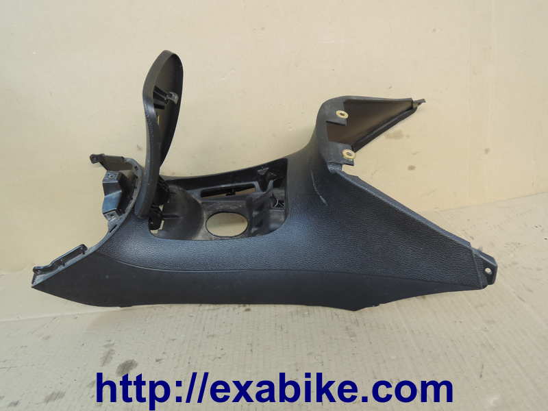 central cover Piaggio 300 MP3 - photo 2