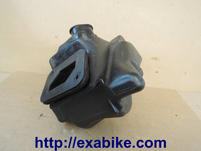 air cleaner case Yamaha XTR 125 - photo 2