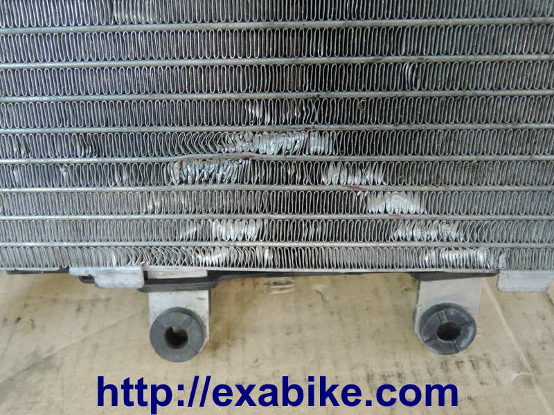 right radiator Honda VFR 800 - photo 3