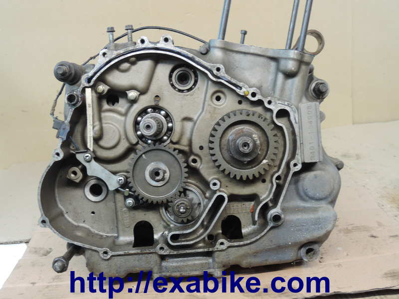 engine Suzuki DR 750 - photo 2
