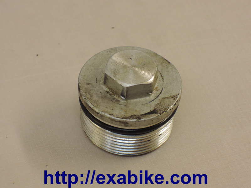 fork cap Honda NX 250 - photo 1