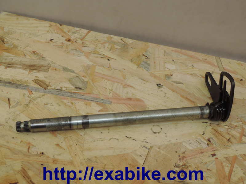 gearshift shaft Suzuki GSXR 600 - photo 1
